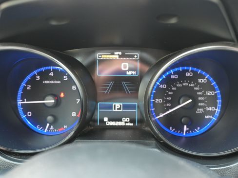 Used 2019 Subaru Outback 2.5i Limited AWD/4WD image 13