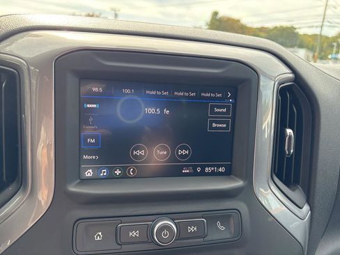 Used 2021 Chevrolet Silverado 1500 Custom image 15