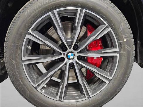 New 2026 BMW X5 sDrive40i w/ M Sport Package image 16