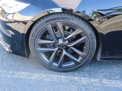 Used 2021 Tesla Model S Long Range image 5