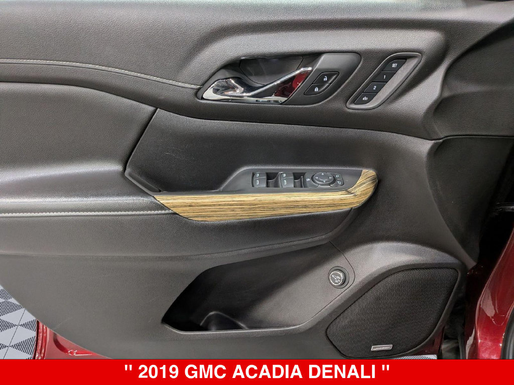 Used 2019 GMC Acadia Denali AWD/4WD image 14