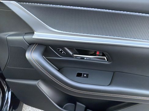 Certified 2024 MAZDA CX-90 Plug-In Hybrid w/ Preferred image 69