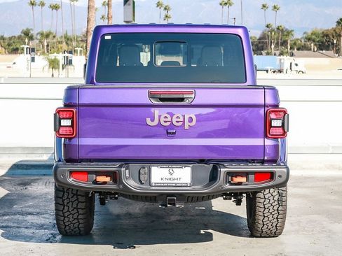 New 2026 Jeep Gladiator Mojave image 8