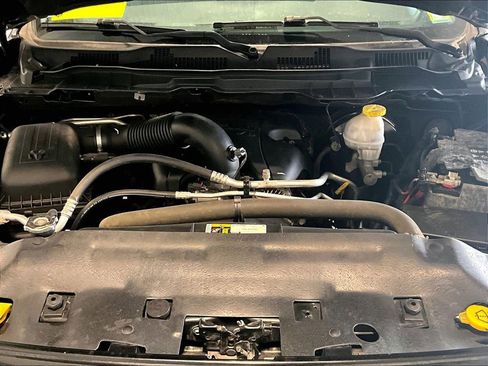 Used 2018 RAM 1500 Express w/ Black Ram 1500 Express Group image 28