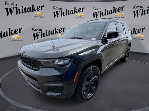 Used 2023 Jeep Grand Cherokee L Limited w/ Luxury Tech Group II image 1