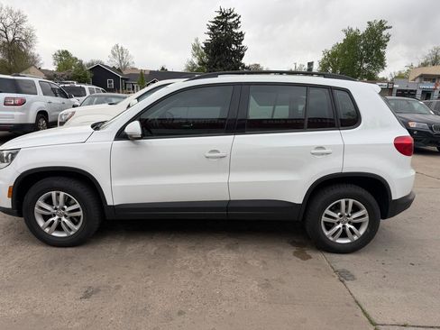 Used 2017 Volkswagen Tiguan S image 8