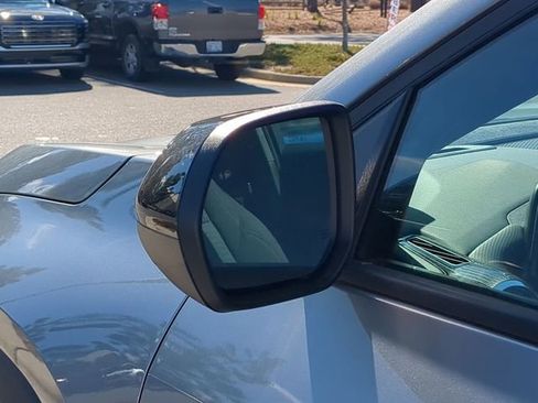 New 2026 Chevrolet Equinox LT w/ Midnight Edition image 14