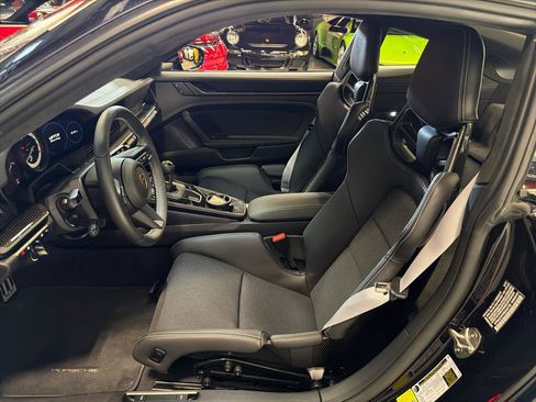 Used 2024 Porsche 911 GT3 RWD image 14