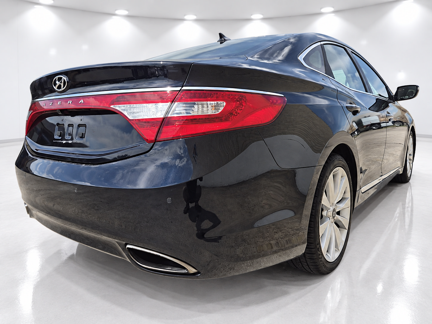 Used 2013 Hyundai Azera w/ Technology Pkg FWD image 5