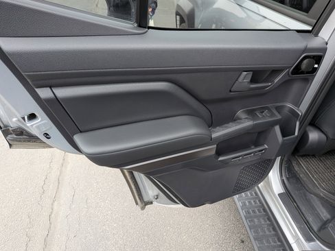 Used 2025 Toyota 4Runner TRD Off-Road Premium image 20