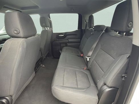Used 2021 Chevrolet Silverado 1500 Custom Trail Boss AWD/4WD image 15