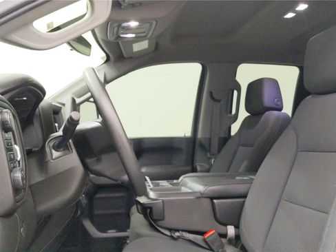 Used 2020 Chevrolet Silverado 2500 W/T w/ WT Convenience Package AWD/4WD image 17