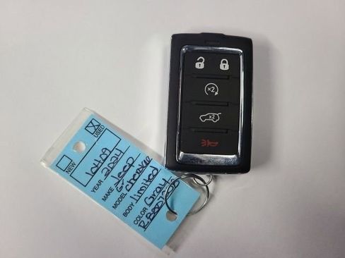 Certified 2024 Jeep Grand Cherokee L Limited w/ Luxury Tech Group II image 28