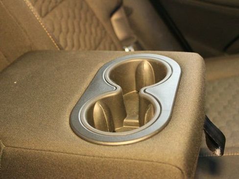 Used 2020 Chevrolet Equinox LT w/ Driver Convenience Package image 14