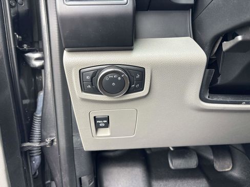 Used 2020 Ford F150 XL w/ Equipment Group 101A Mid image 17