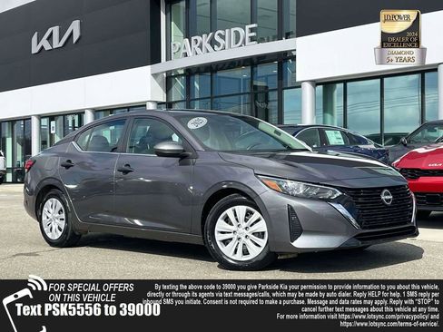 Used 2025 Nissan Sentra S image 1