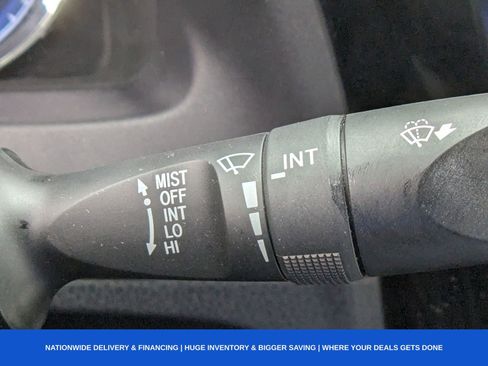 Used 2017 Toyota Corolla L image 36