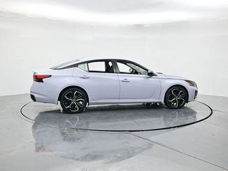 Used 2023 Nissan Altima 2.5 SR video 2
