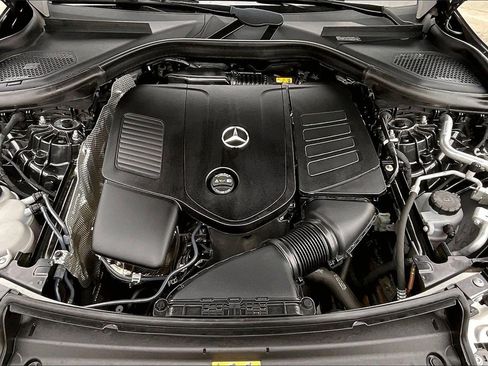 Used 2023 Mercedes-Benz GLC 300 4MATIC image 29