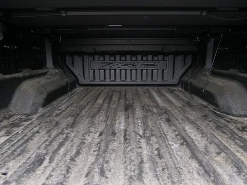 Used 2024 Chevrolet Colorado ZR2 w/ Technology Package image 10