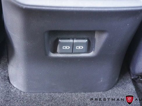 Used 2025 Toyota RAV4 XLE Premium w/ Weather Package AWD/4WD image 40