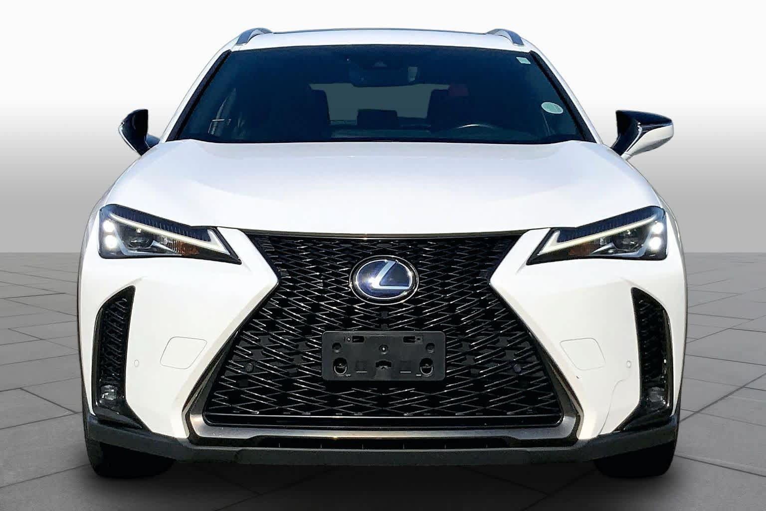 Used 2019 Lexus UX 250h F Sport AWD/4WD image 4