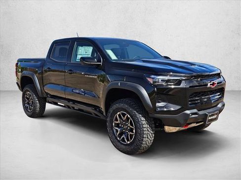 New 2026 Chevrolet Colorado ZR2 w/ Technology Package AWD/4WD image 7