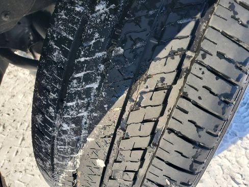 Used 2023 Dodge Durango GT image 36