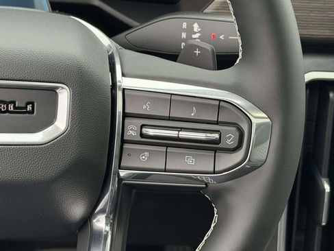 New 2026 GMC Acadia Denali w/ Super Cruise Package AWD/4WD image 13