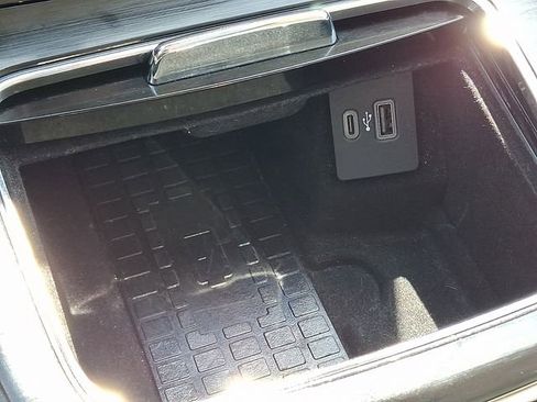 Used 2021 Lincoln Nautilus Black Label image 26