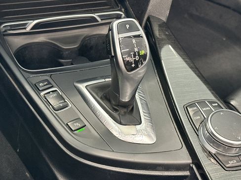 Used 2018 BMW 440i xDrive Convertible AWD/4WD image 25