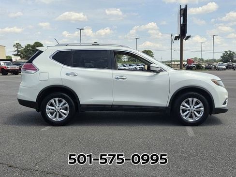 Used 2016 Nissan Rogue SV w/ SV Premium Package AWD/4WD image 6