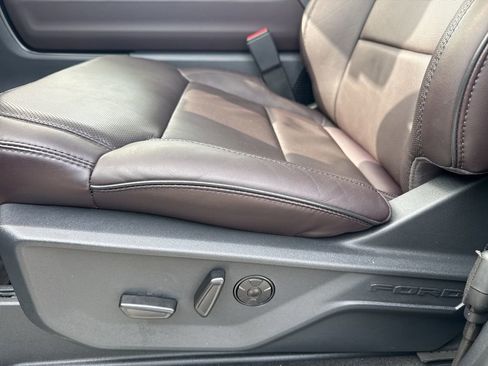 Used 2025 Ford Expedition Max Platinum w/ Platinum Ultimate Package image 25