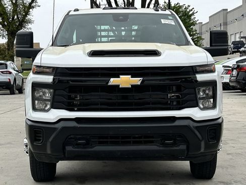 Used 2025 Chevrolet Silverado 3500 W/T AWD/4WD image 7