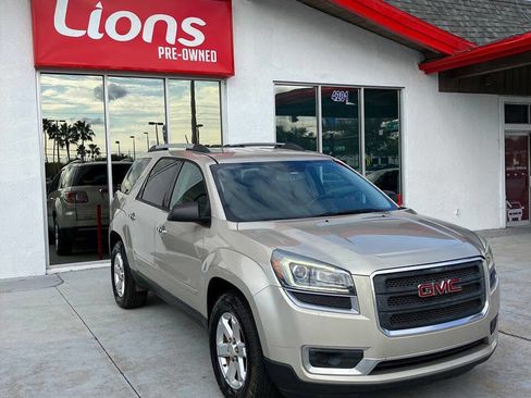 Used 2014 GMC Acadia SLE image 6