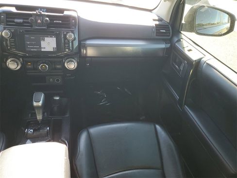 Used 2019 Toyota 4Runner TRD Off-Road Premium image 28