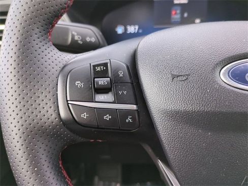 Certified 2023 Ford Escape ST-Line Elite image 25