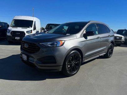 Certified 2022 Ford Edge SE w/ Black Appearance Package
