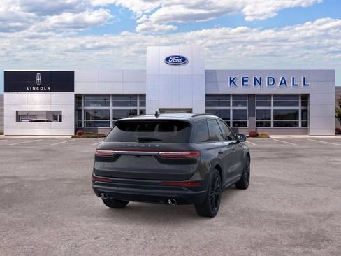 Used 2025 Lincoln Corsair Reserve w/ Equipment Group 202A AWD/4WD image 8