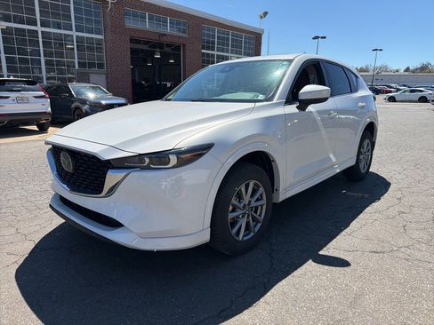 Used 2024 MAZDA CX-5 AWD 2.5 S w/ Preferred Package image 3