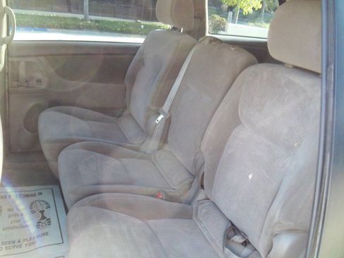 Used 2008 Toyota Sienna LE image 21