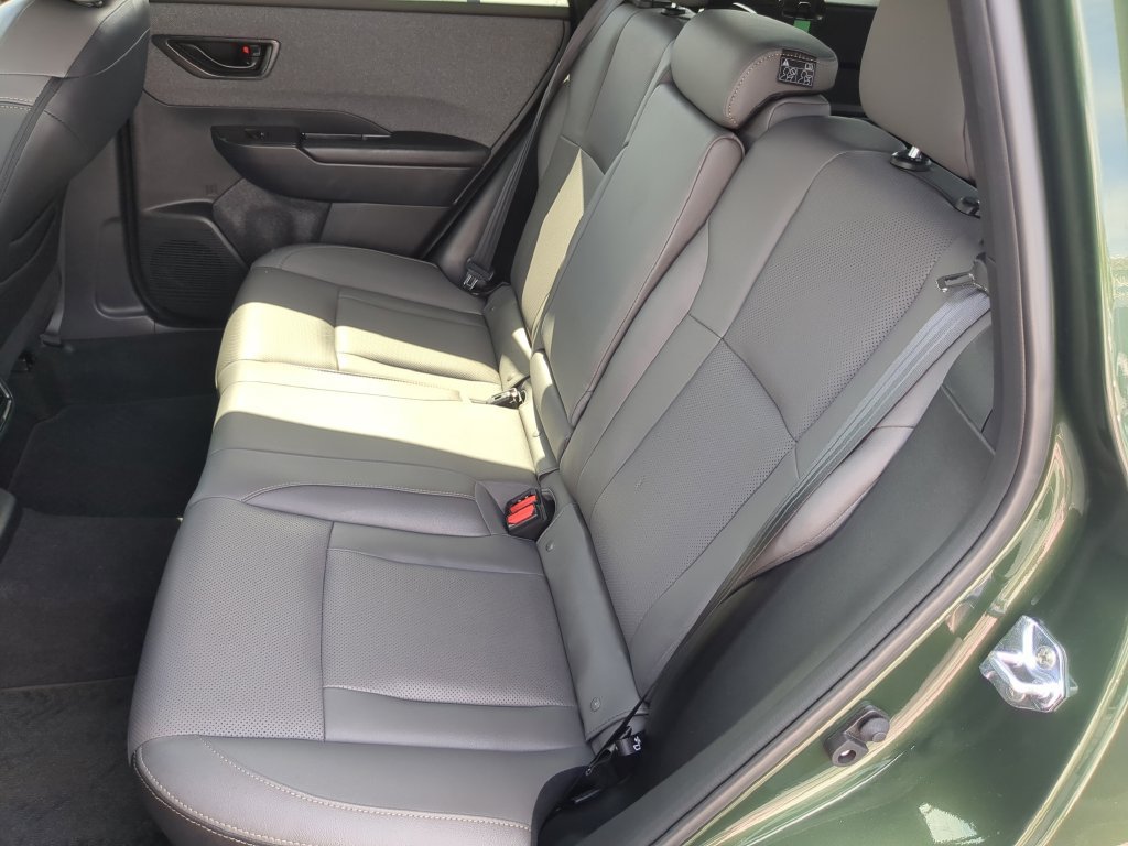 Used 2026 Subaru Outback Limited AWD/4WD image 17