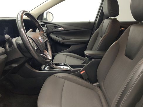 Used 2024 Buick Encore GX Preferred FWD image 17