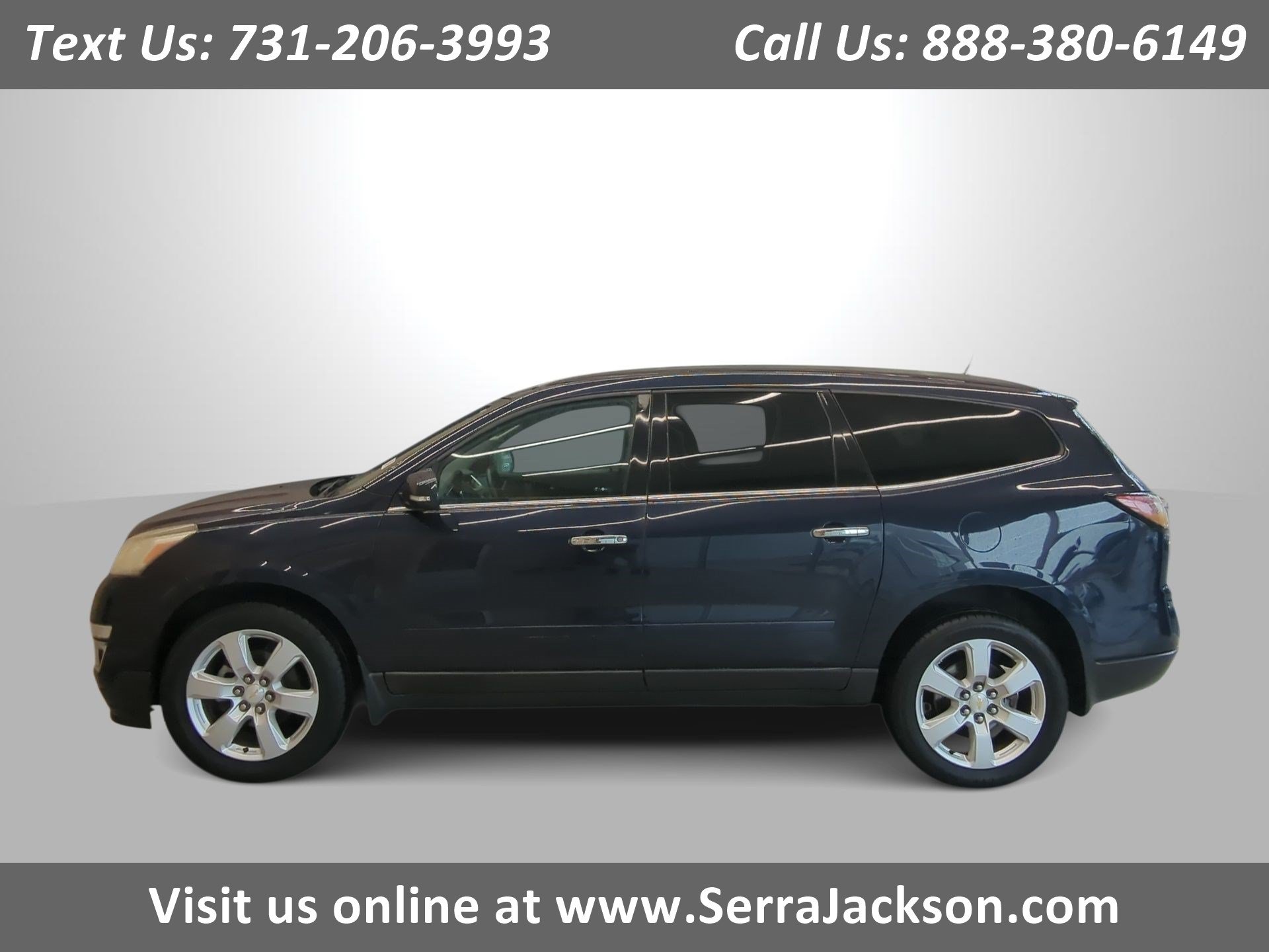 Used 2016 Chevrolet Traverse LT w/ Style and Technology Package FWD image 1