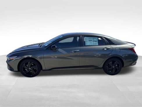 New 2026 Hyundai Elantra Sport image 2