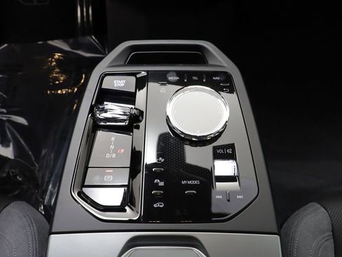New 2026 BMW iX M70 image 13