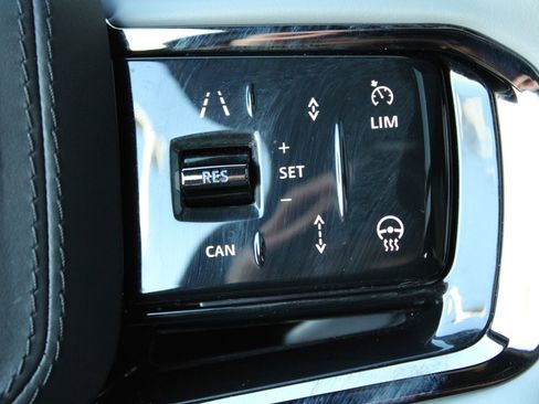 Used 2024 Land Rover Range Rover Sport SV Edition One Carbon Bronze image 14