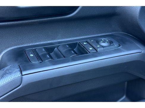 Used 2026 Toyota Tacoma SR5 AWD/4WD image 12