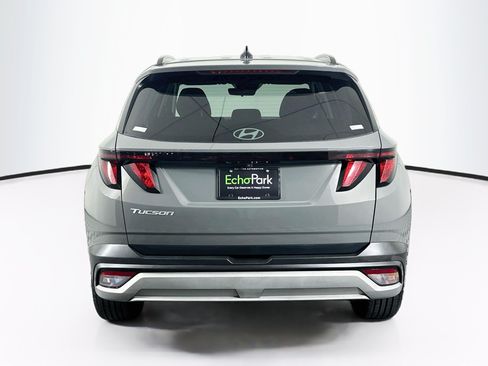 Used 2025 Hyundai Tucson SEL FWD image 7