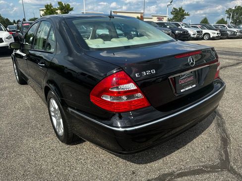 Used 2003 Mercedes-Benz E 320 Sedan image 7